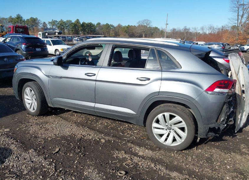 Photo 13 of 2023 Volkswagen Atlas CROSS SPORT 3.6L V6 SE W/TECHNOLOGY (VIN 1V2KE2CA1PC227344)