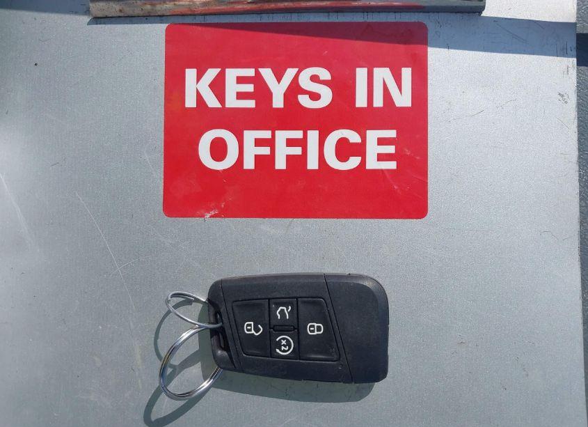 Photo 11 of 2022 Volkswagen Atlas CROSS SPORT 3.6L V6 SE W/TECHNOLOGY (VIN 1V2KE2CA3NC213846)