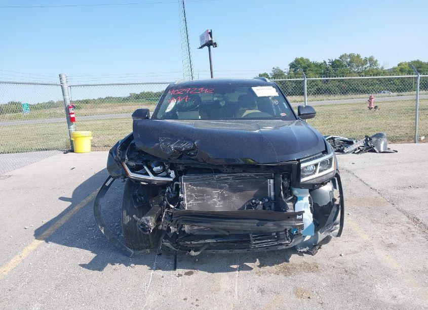 Photo 13 of 2022 Volkswagen Atlas CROSS SPORT 3.6L V6 SE W/TECHNOLOGY (VIN 1V2KE2CA3NC213846)