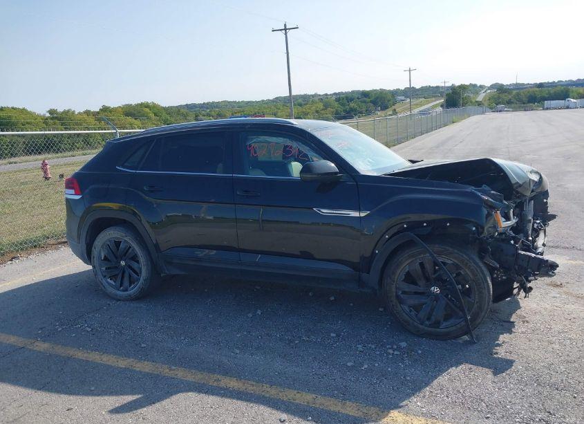 Photo 14 of 2022 Volkswagen Atlas CROSS SPORT 3.6L V6 SE W/TECHNOLOGY (VIN 1V2KE2CA3NC213846)