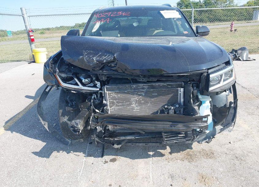 Photo 6 of 2022 Volkswagen Atlas CROSS SPORT 3.6L V6 SE W/TECHNOLOGY (VIN 1V2KE2CA3NC213846)