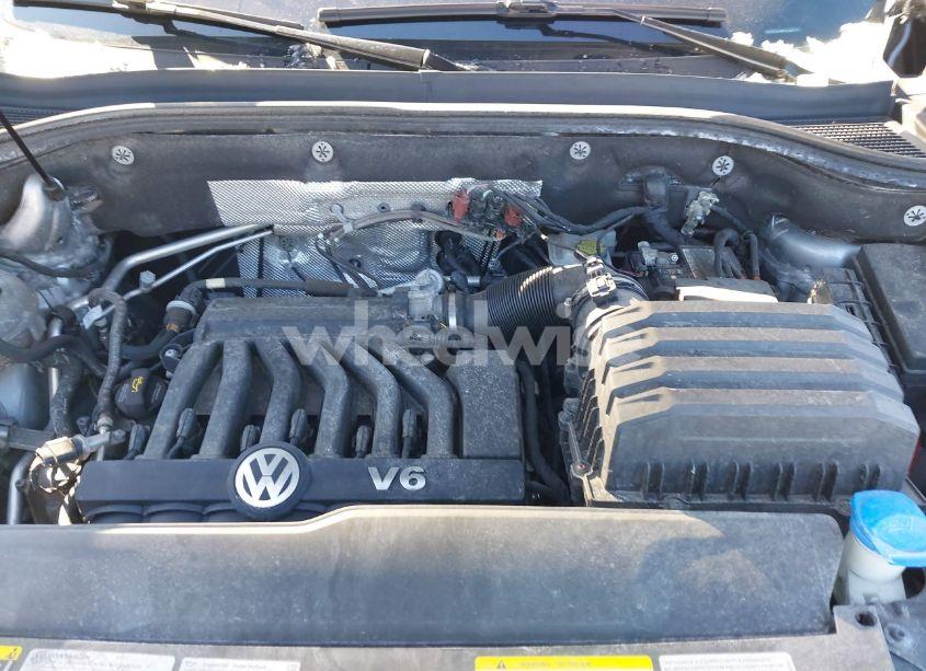 Photo 10 of 2021 Volkswagen Atlas CROSS SPORT 3.6L V6 SE W/TECHNOLOGY (VIN 1V2KE2CA4MC228516)