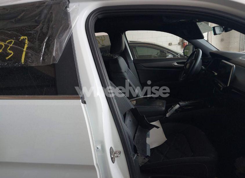 Photo 5 of 2024 Volkswagen Atlas CROSS SPORT 2.0T SE W/TECHNOLOGY (VIN 1V2KE2CA4RC208435)