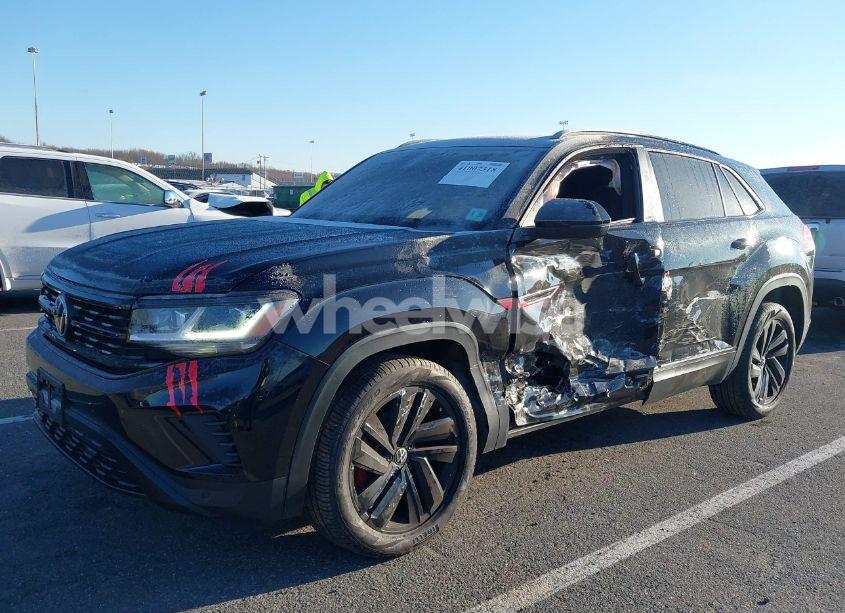 Photo 6 of 2021 Volkswagen Atlas CROSS SPORT 3.6L V6 SE W/TECHNOLOGY (VIN 1V2KE2CA5MC215726)