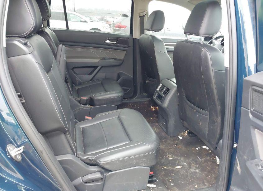 Photo 8 of 2022 Volkswagen Atlas 2.0T SE W/TECHNOLOGY (VIN 1V2KP2CA5NC544244)