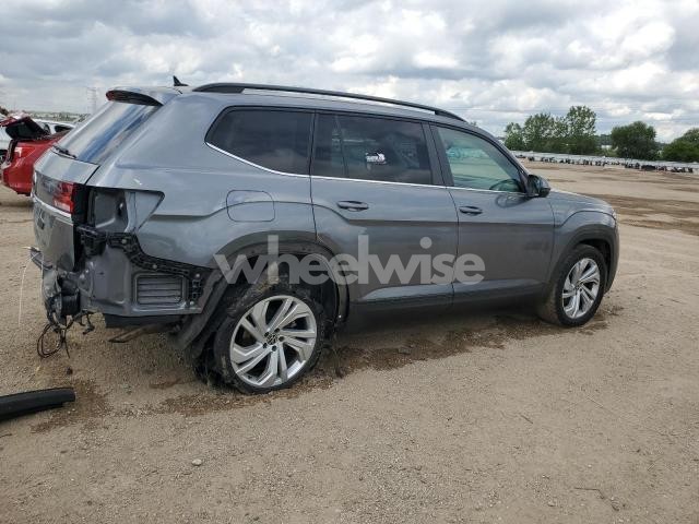 Photo 2 of 2021 VOLKSWAGEN ATLAS SE N/A (VIN 1V2KP2CAXMC534825)