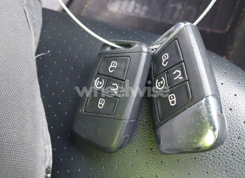 Photo 11 of 2021 Volkswagen Atlas 3.6L V6 SE W/TECHNOLOGY (VIN 1V2KR2CA0MC570498)