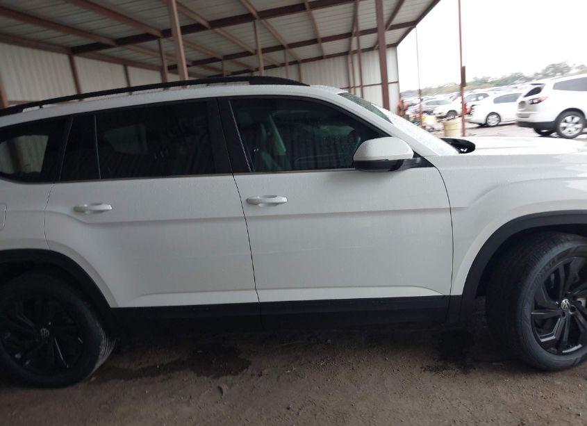 Photo 13 of 2022 Volkswagen Atlas 3.6L V6 SE W/TECHNOLOGY (VIN 1V2KR2CA0NC554500)