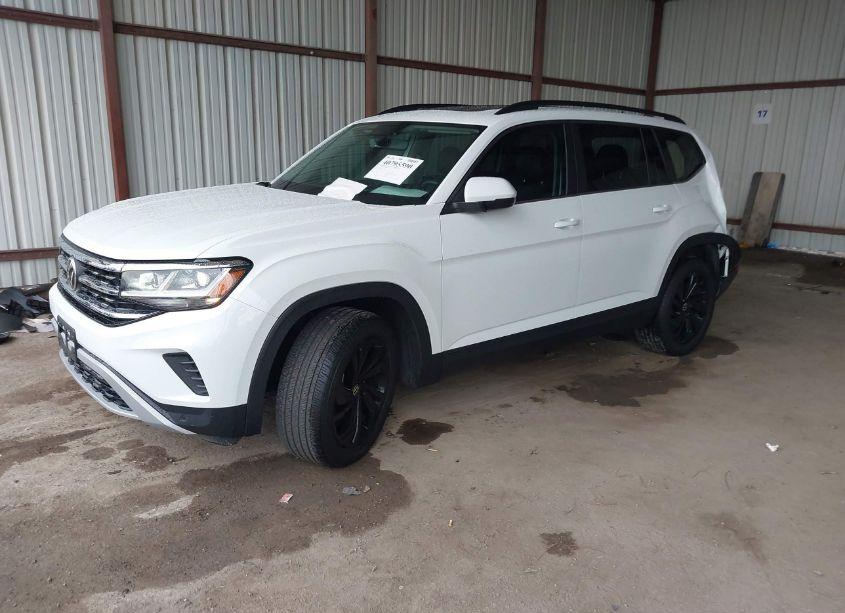 Photo 2 of 2022 Volkswagen Atlas 3.6L V6 SE W/TECHNOLOGY (VIN 1V2KR2CA0NC554500)