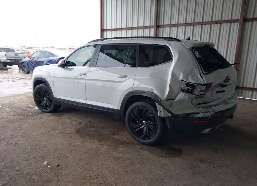 Photo 3 of 2022 Volkswagen Atlas 3.6L V6 SE W/TECHNOLOGY (VIN 1V2KR2CA0NC554500)