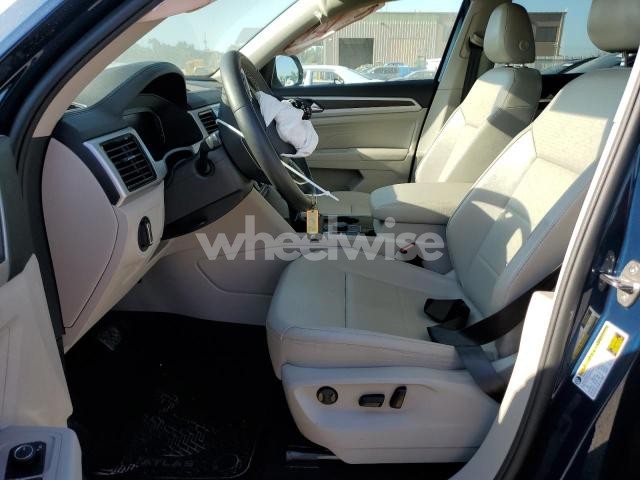 Photo 2 of 2023 VOLKSWAGEN ATLAS SE (VIN 1V2KR2CA0PC501301)