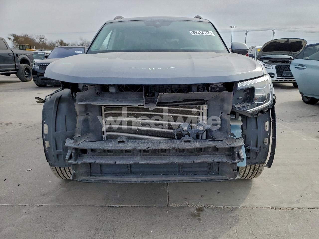 Photo 5 of 2024 VOLKSWAGEN ATLAS SE (VIN 1V2KR2CA0RC607377)
