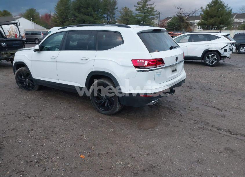 Photo 3 of 2022 Volkswagen Atlas 3.6L V6 SE W/TECHNOLOGY (VIN 1V2KR2CA1NC555087)