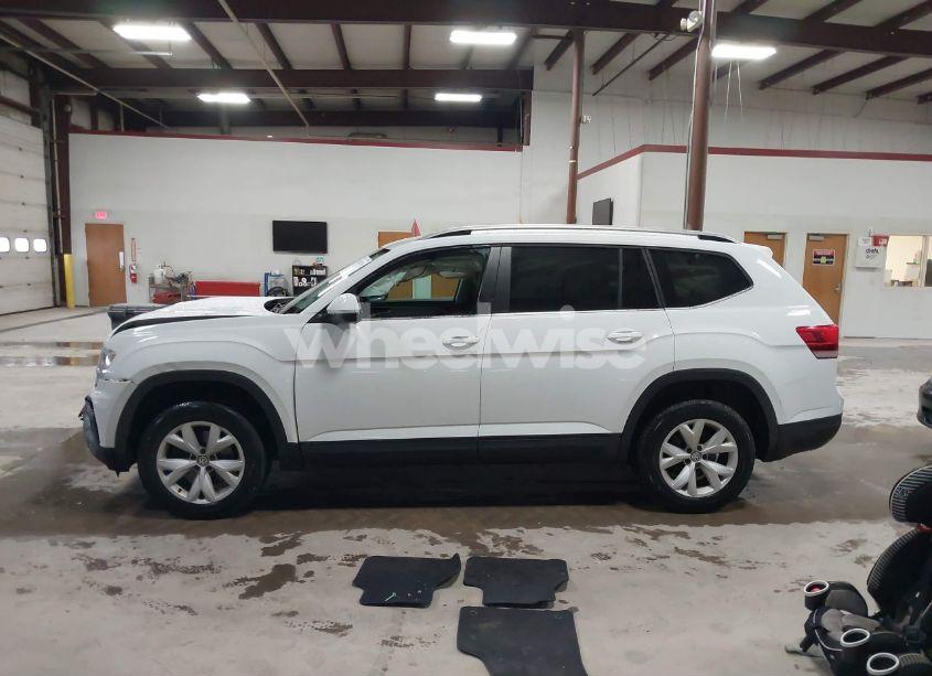 Photo 14 of 2018 Volkswagen Atlas 3.6L V6 SE (VIN 1V2KR2CA2JC569381)