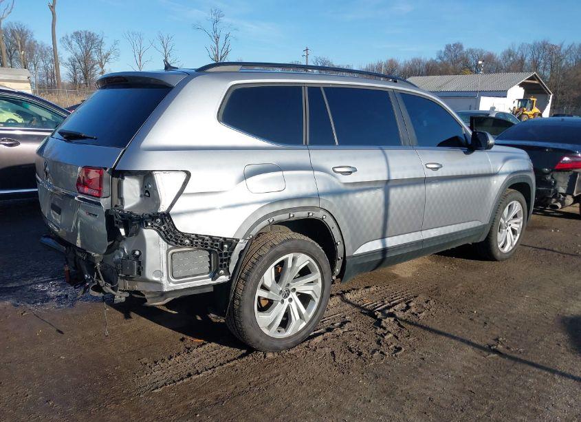 Photo 4 of 2022 Volkswagen Atlas 3.6L V6 SE W/TECHNOLOGY (VIN 1V2KR2CA2NC531364)