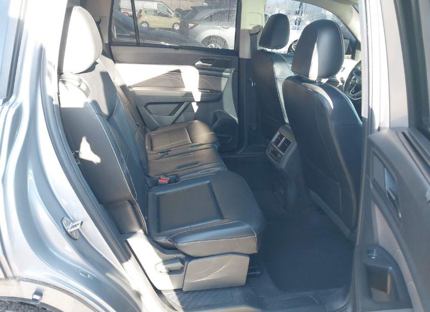 Photo 8 of 2022 Volkswagen Atlas 3.6L V6 SE W/TECHNOLOGY (VIN 1V2KR2CA2NC531364)