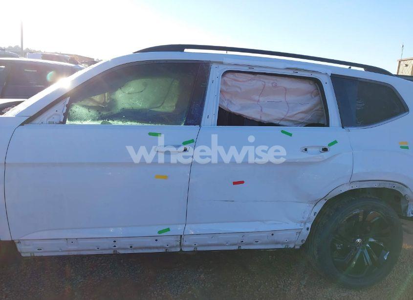 Photo 14 of 2022 Volkswagen Atlas 3.6L V6 SE W/TECHNOLOGY (VIN 1V2KR2CA2NC546401)