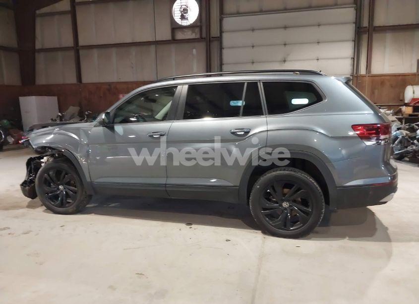 Photo 15 of 2022 Volkswagen Atlas 3.6L V6 SE W/TECHNOLOGY (VIN 1V2KR2CA2NC549881)