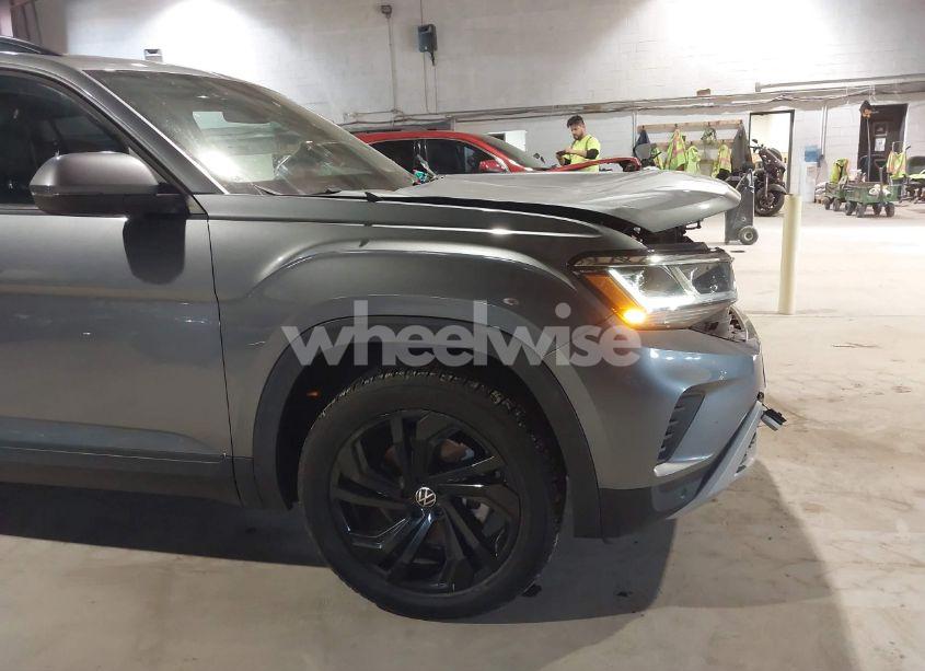 Photo 19 of 2022 Volkswagen Atlas 3.6L V6 SE W/TECHNOLOGY (VIN 1V2KR2CA2NC549881)