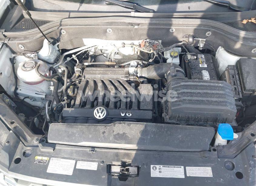 Photo 10 of 2018 Volkswagen Atlas 3.6L V6 SE (VIN 1V2KR2CA3JC574508)