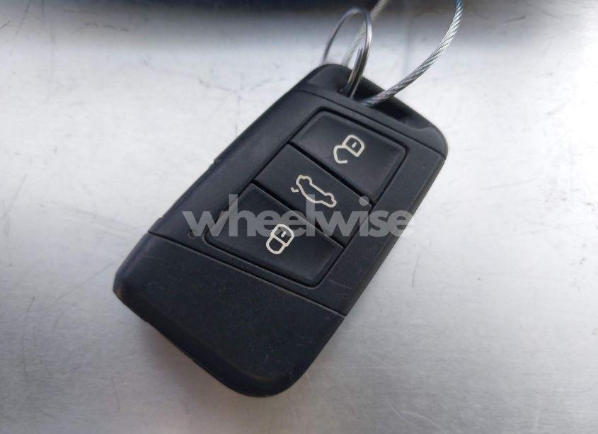 Photo 11 of 2018 Volkswagen Atlas 3.6L V6 SE (VIN 1V2KR2CA3JC574508)