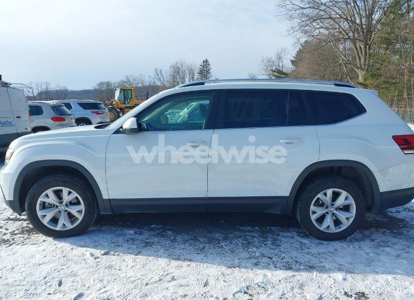Photo 15 of 2018 Volkswagen Atlas 3.6L V6 SE (VIN 1V2KR2CA3JC574508)