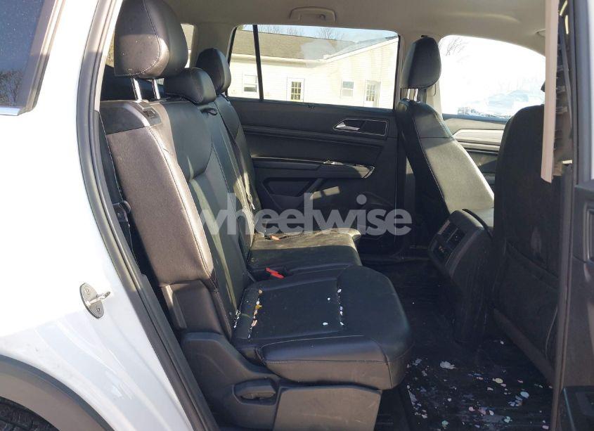 Photo 8 of 2018 Volkswagen Atlas 3.6L V6 SE (VIN 1V2KR2CA3JC574508)