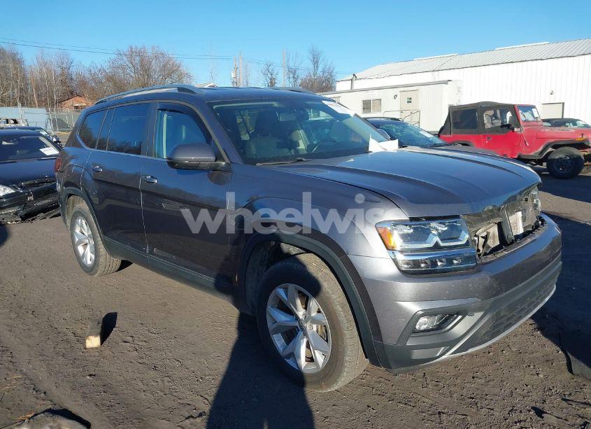 2018 Volkswagen Atlas 3.6L V6 SE (VIN 1V2KR2CA4JC504662) main photo