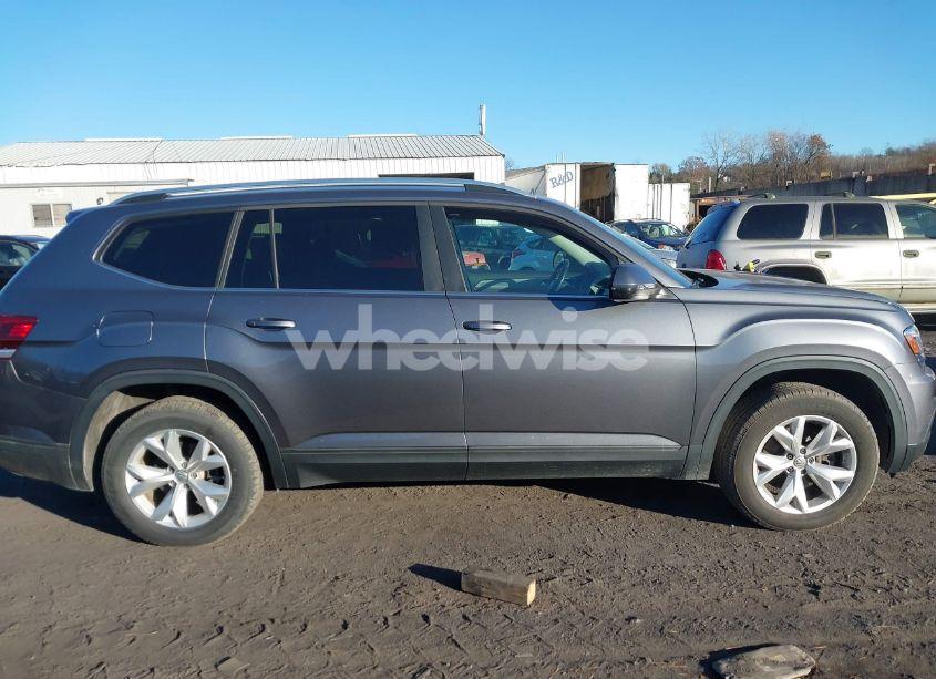 Photo 13 of 2018 Volkswagen Atlas 3.6L V6 SE (VIN 1V2KR2CA4JC504662)
