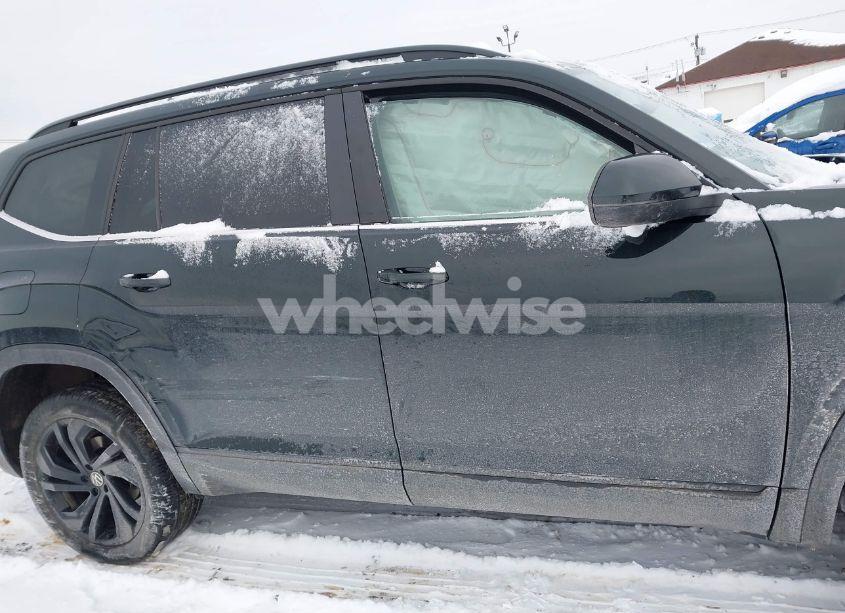 Photo 13 of 2021 Volkswagen Atlas 3.6L V6 SE W/TECHNOLOGY (VIN 1V2KR2CA4MC608976)