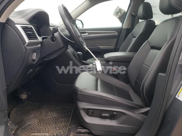 Photo 10 of 2023 VOLKSWAGEN ATLAS SE (VIN 1V2KR2CA4PC550856)