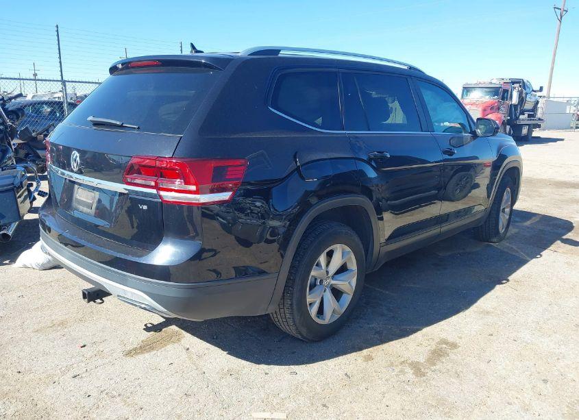 Photo 4 of 2018 Volkswagen Atlas 3.6L V6 SE (VIN 1V2KR2CA6JC523102)