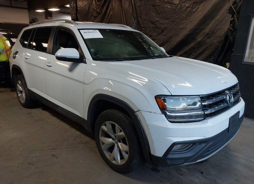 2018 Volkswagen Atlas 3.6L V6 SE (VIN 1V2KR2CA6JC565351) main photo