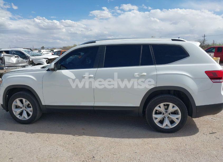 Photo 14 of 2018 Volkswagen Atlas 3.6L V6 SE (VIN 1V2KR2CA6JC576835)
