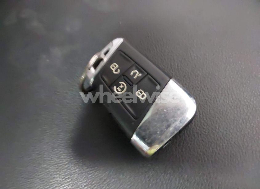 Photo 11 of 2021 Volkswagen Atlas 3.6L V6 SE W/TECHNOLOGY (VIN 1V2KR2CA7MC540494)