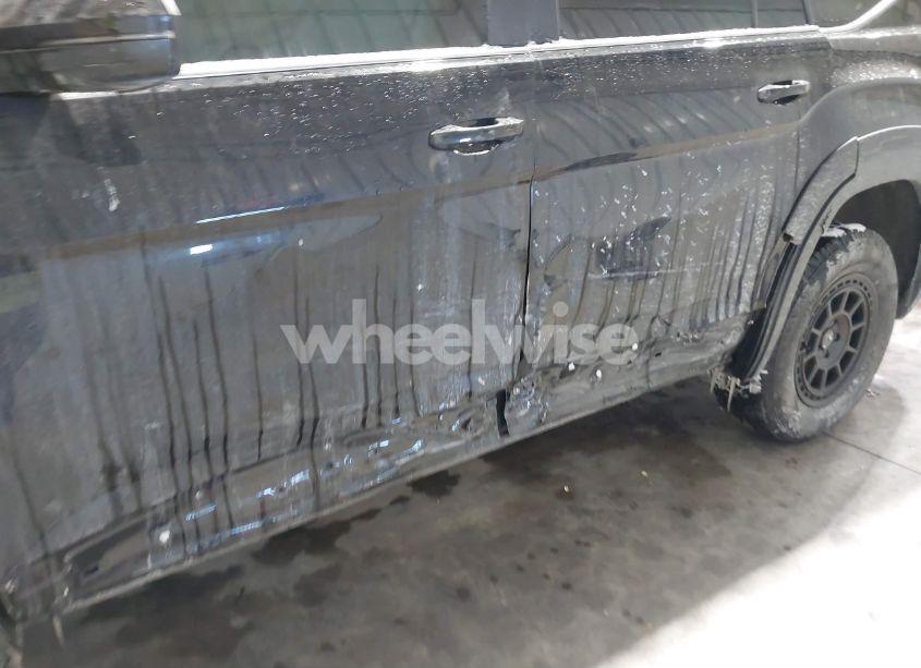 Photo 6 of 2021 Volkswagen Atlas 3.6L V6 SE W/TECHNOLOGY (VIN 1V2KR2CA7MC540494)