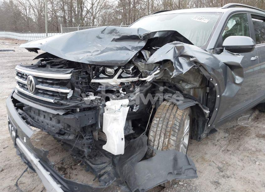 Photo 6 of 2021 Volkswagen Atlas 3.6L V6 SE W/TECHNOLOGY (VIN 1V2KR2CA7MC560339)