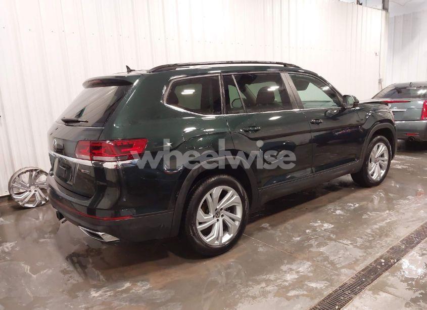 Photo 4 of 2022 Volkswagen Atlas 3.6L V6 SE W/TECHNOLOGY (VIN 1V2KR2CA7NC511594)