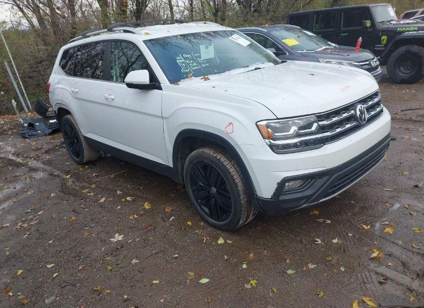 2018 Volkswagen Atlas 3.6L V6 SE (VIN 1V2KR2CA8JC569966) main photo