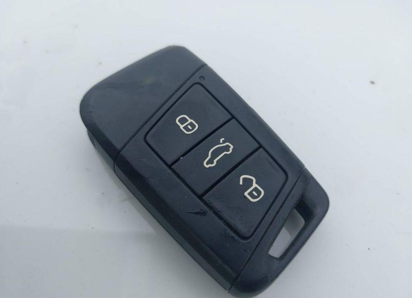 Photo 11 of 2018 Volkswagen Atlas 3.6L V6 SE (VIN 1V2KR2CA8JC569966)