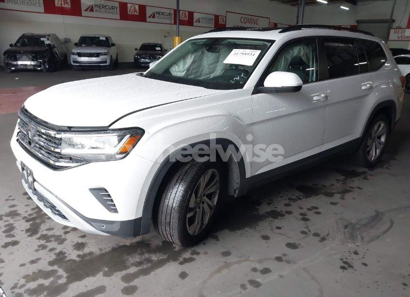 Photo 2 of 2021 Volkswagen Atlas 3.6L V6 SE W/TECHNOLOGY (VIN 1V2KR2CA8MC501445)