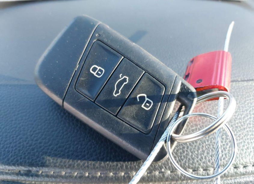 Photo 11 of 2018 Volkswagen Atlas 3.6L V6 SE (VIN 1V2KR2CA9JC518329)