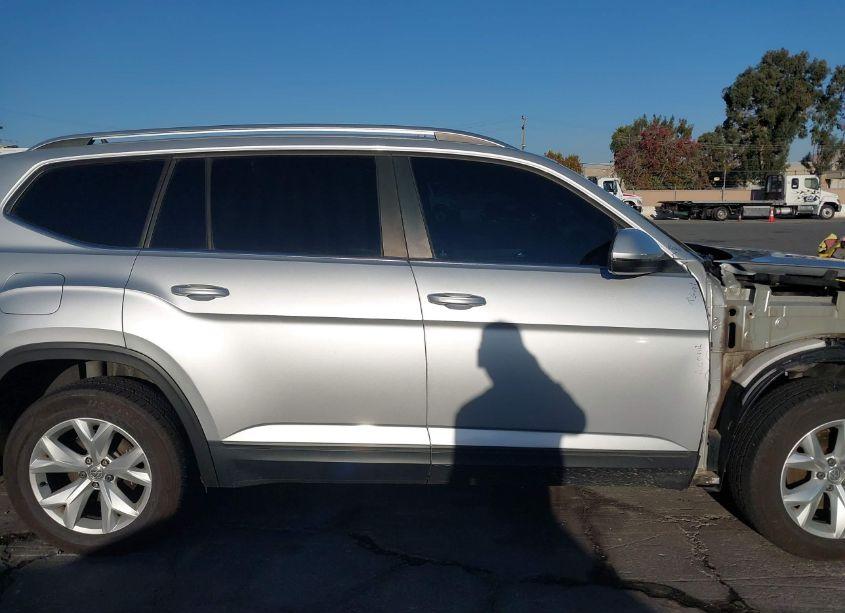 Photo 14 of 2018 Volkswagen Atlas 3.6L V6 SE (VIN 1V2KR2CA9JC518329)