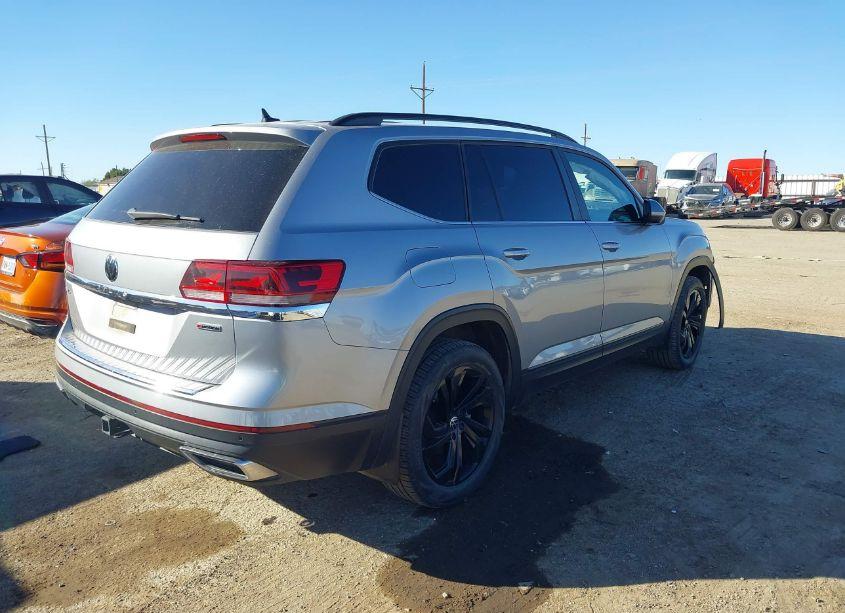 Photo 4 of 2022 Volkswagen Atlas 3.6L V6 SE W/TECHNOLOGY (VIN 1V2KR2CA9NC512424)