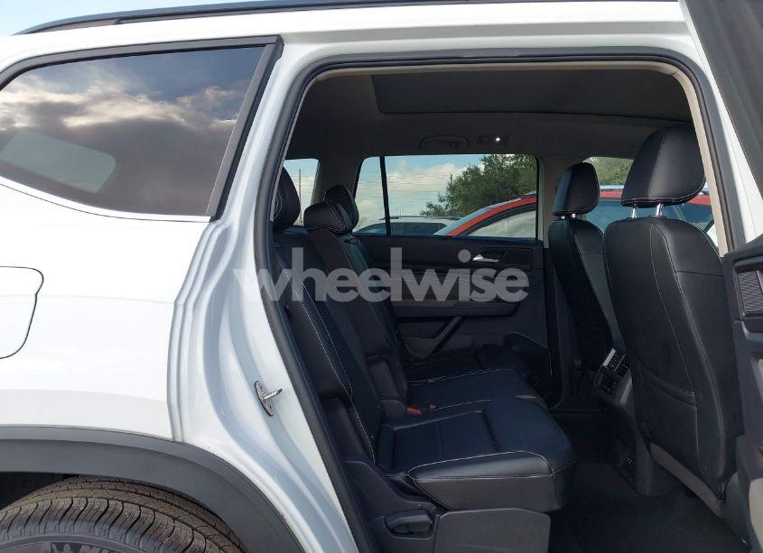 Photo 8 of 2022 Volkswagen Atlas 3.6L V6 SE W/TECHNOLOGY (VIN 1V2KR2CA9NC563955)