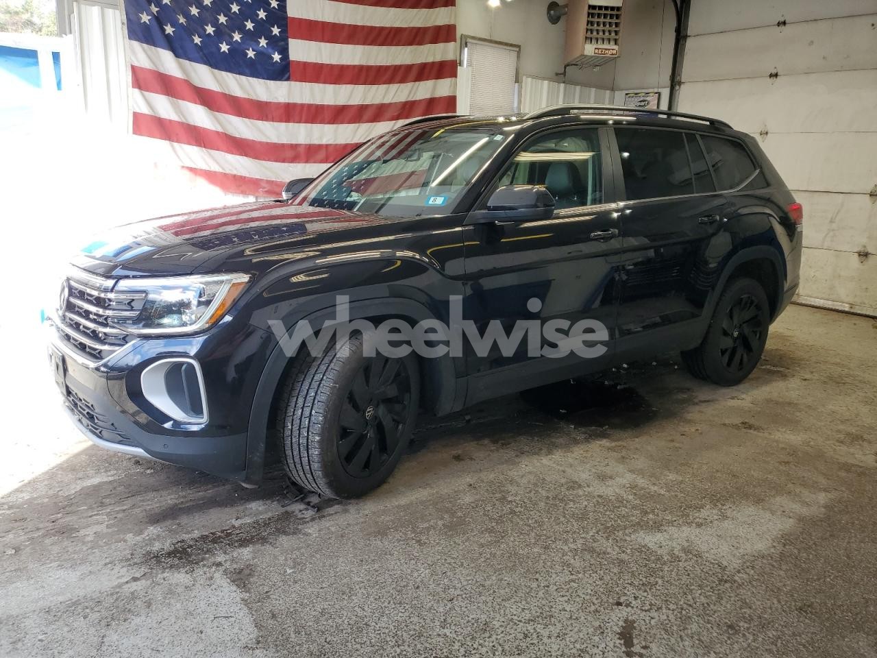 2024 VOLKSWAGEN ATLAS SE (VIN 1V2KR2CA9RC569955) main photo