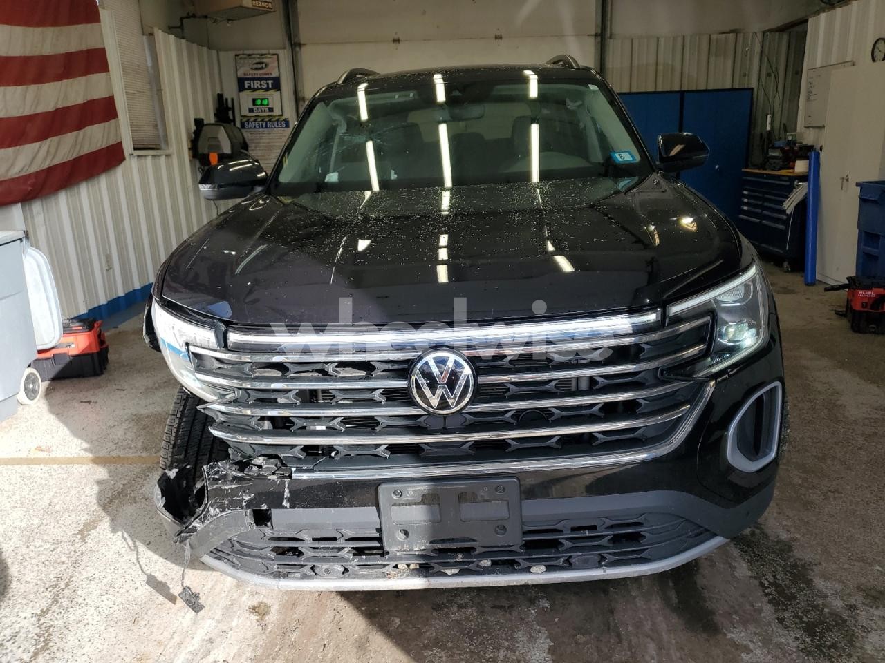 Photo 5 of 2024 VOLKSWAGEN ATLAS SE (VIN 1V2KR2CA9RC569955)