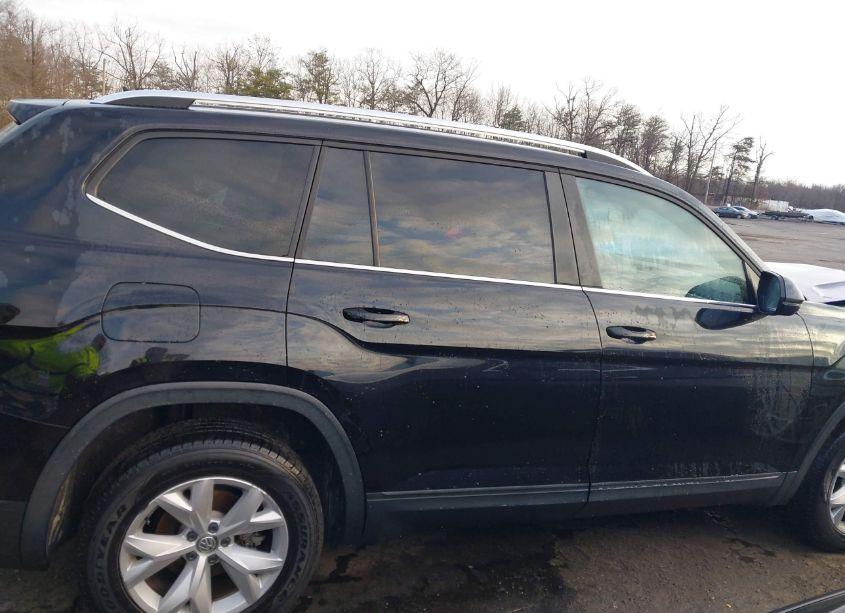 Photo 13 of 2018 Volkswagen Atlas 3.6L V6 SE (VIN 1V2KR2CAXJC561707)