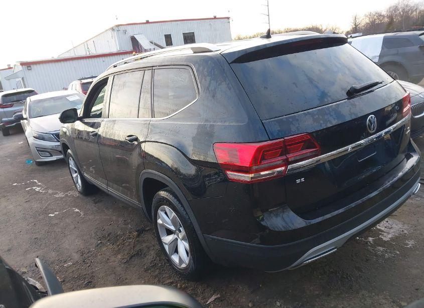 Photo 3 of 2018 Volkswagen Atlas 3.6L V6 SE (VIN 1V2KR2CAXJC561707)