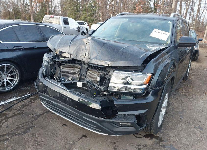 Photo 6 of 2018 Volkswagen Atlas 3.6L V6 SE (VIN 1V2KR2CAXJC561707)